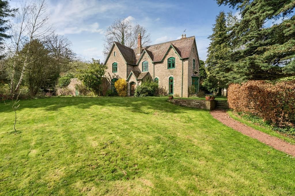 Property photo 1 of 23 Main Photo