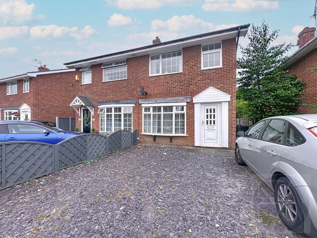 Property photo 1 of 16 4410951