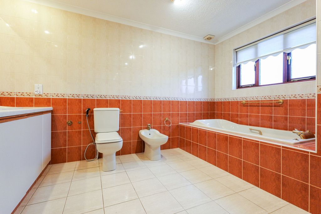 Additional image 12 of 5 bed detached house for saleHighfield, Livingston EH54