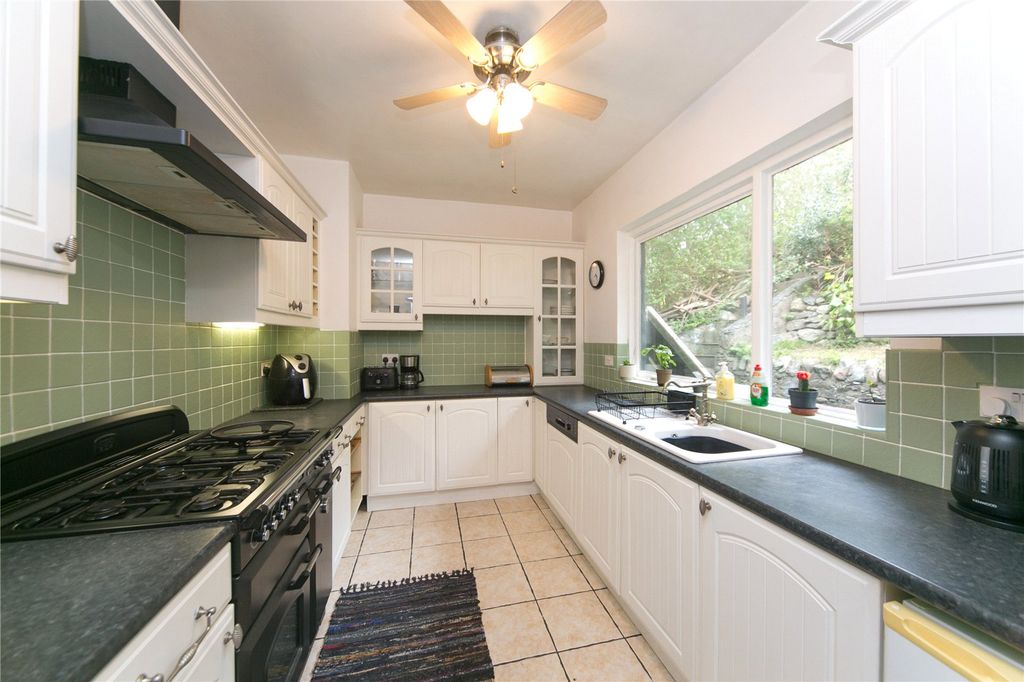 Property photo 2 of 24 Picture No. 26