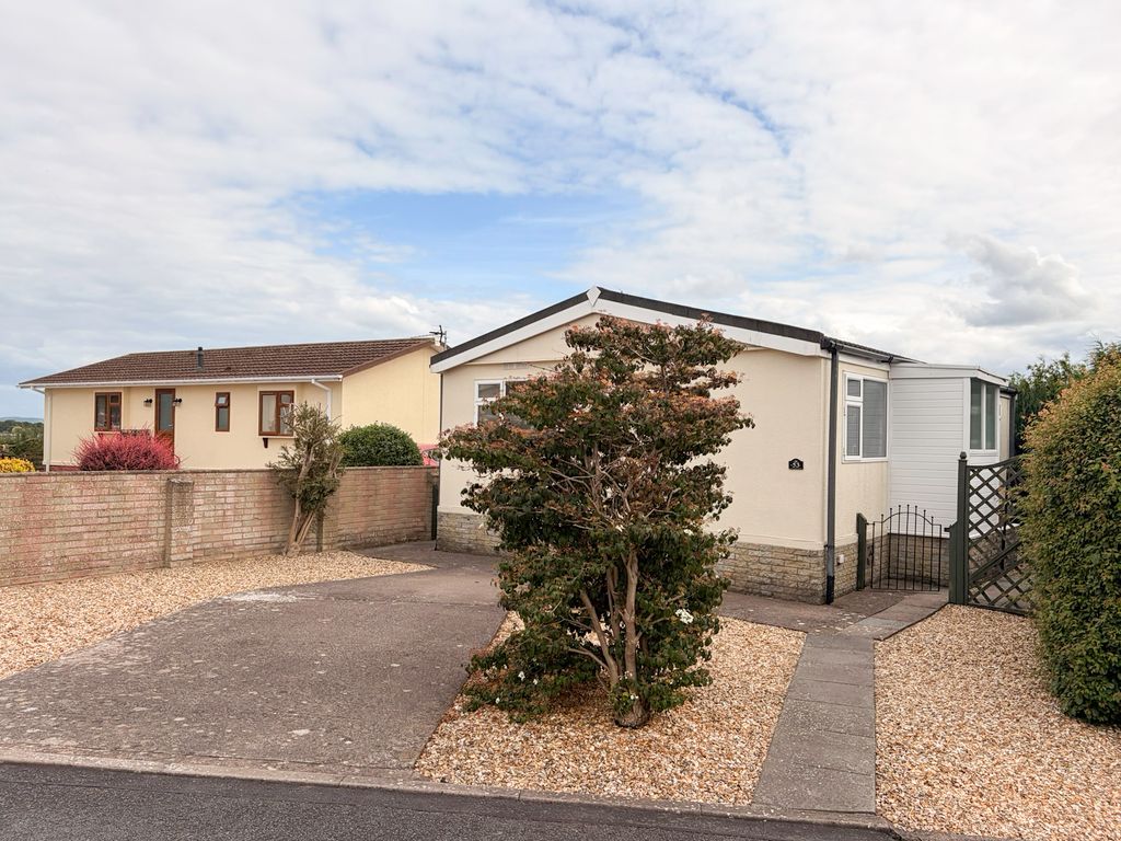 Property photo 2 of 14 Img_1936