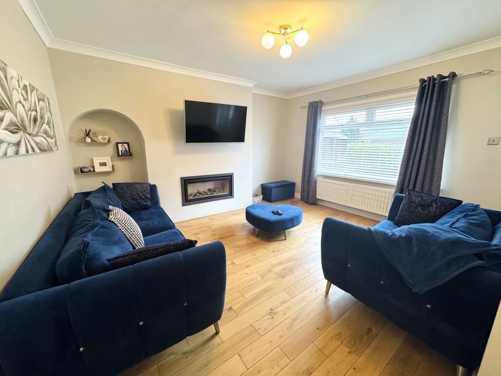 Property photo 3 of 15 Img_1818