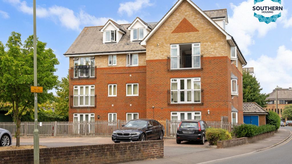 Property photo 2 of 12