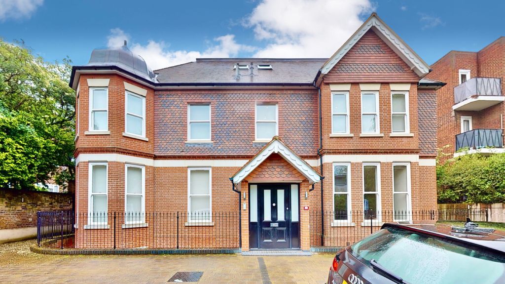 Property photo 1 of 31