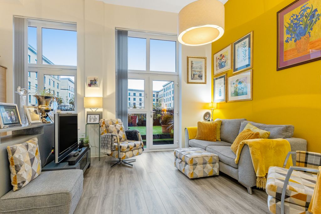 Property photo 2 of 22 Property Image 3