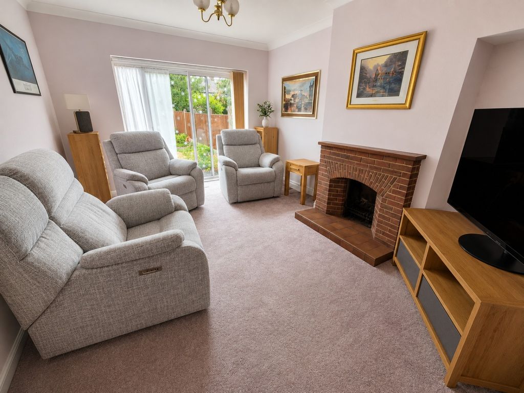 Property photo 3 of 9 5302873