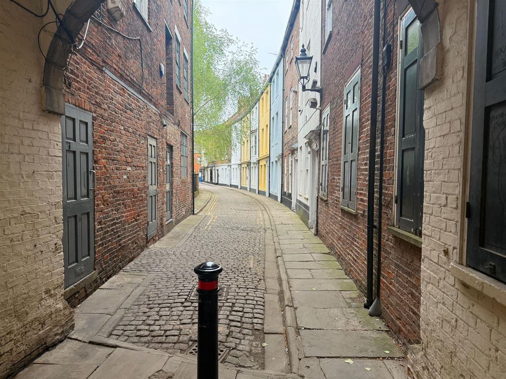 Property photo 1 of 8 Prince Street