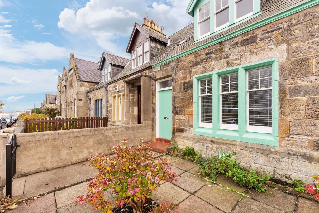 Property photo 1 of 31 Primary Property Image