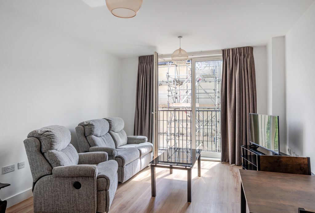 Property photo 2 of 9 Sitting Arra