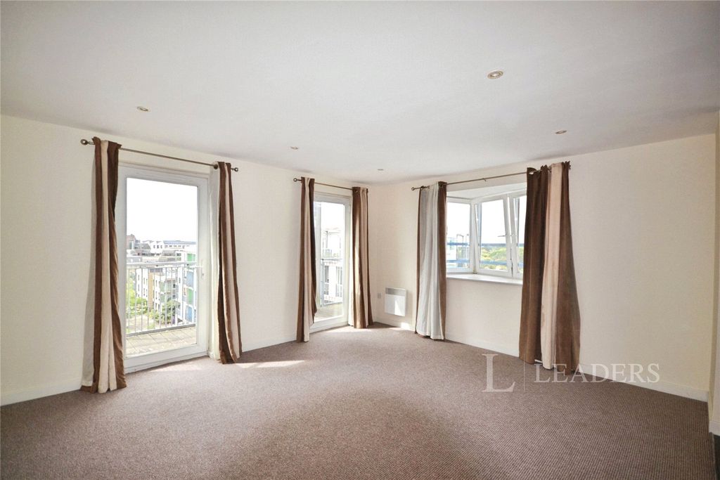Property photo 2 of 12 Picture No. 03