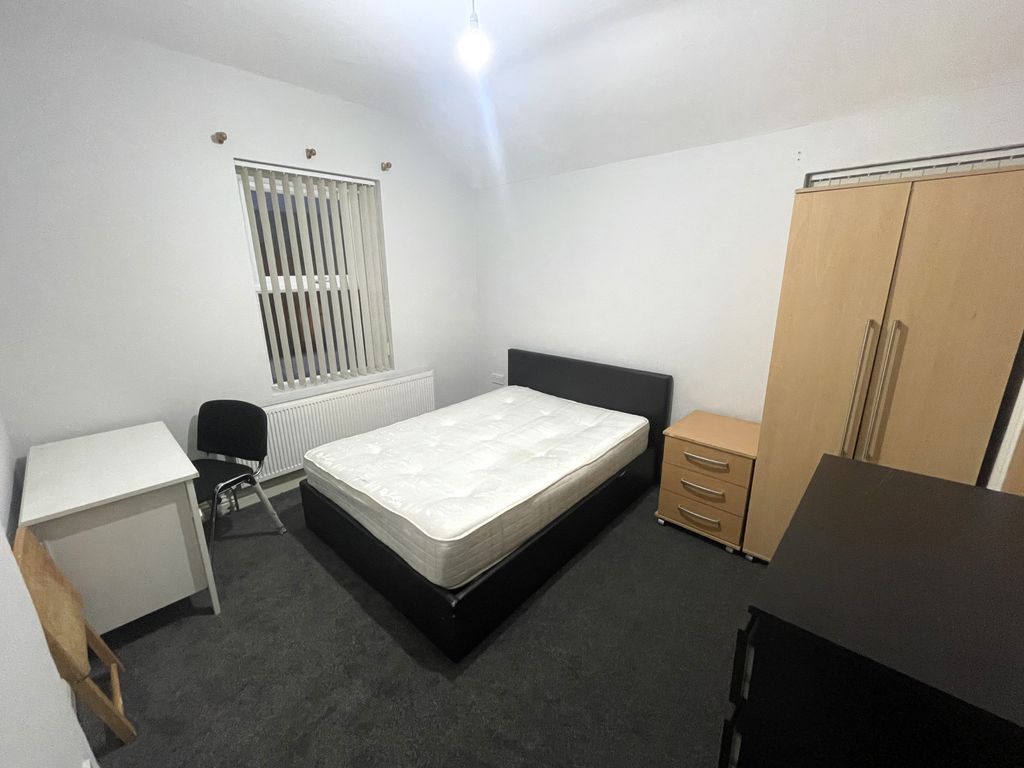 Property photo 1 of 7 Img_8622