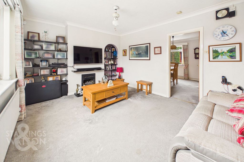 Property photo 3 of 26