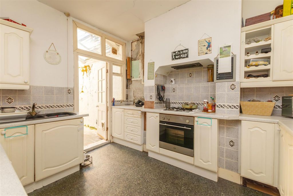Property photo 3 of 15 Img_8957.Jpg