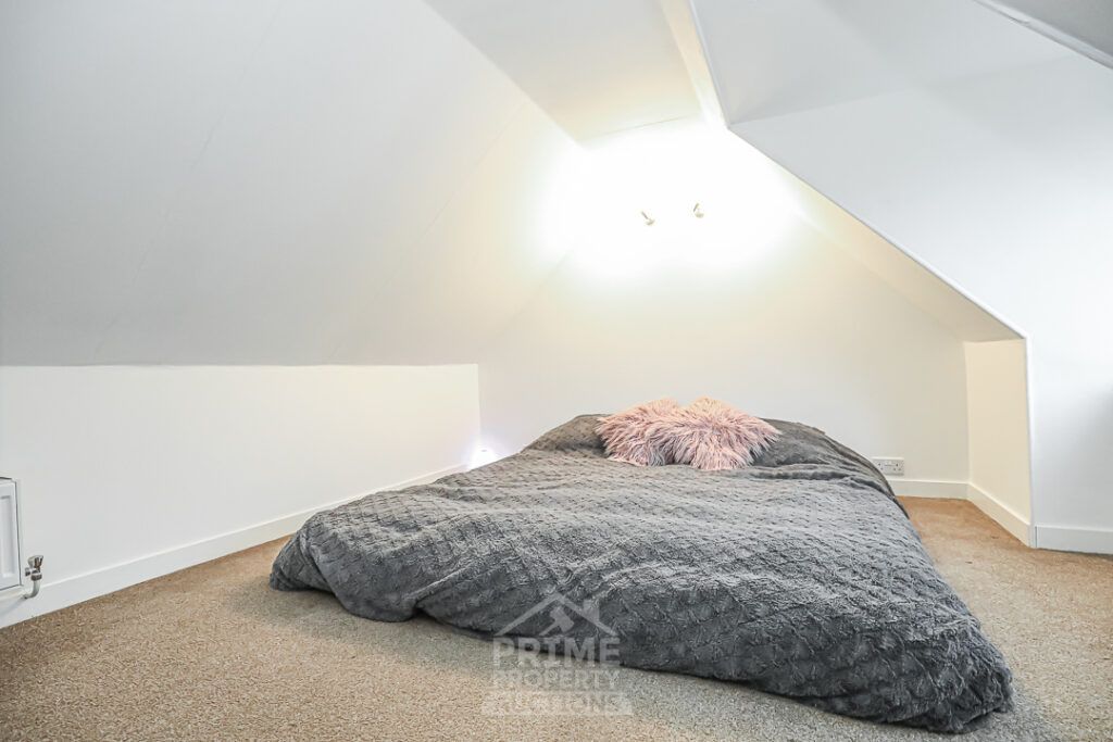 Property photo 2 of 26