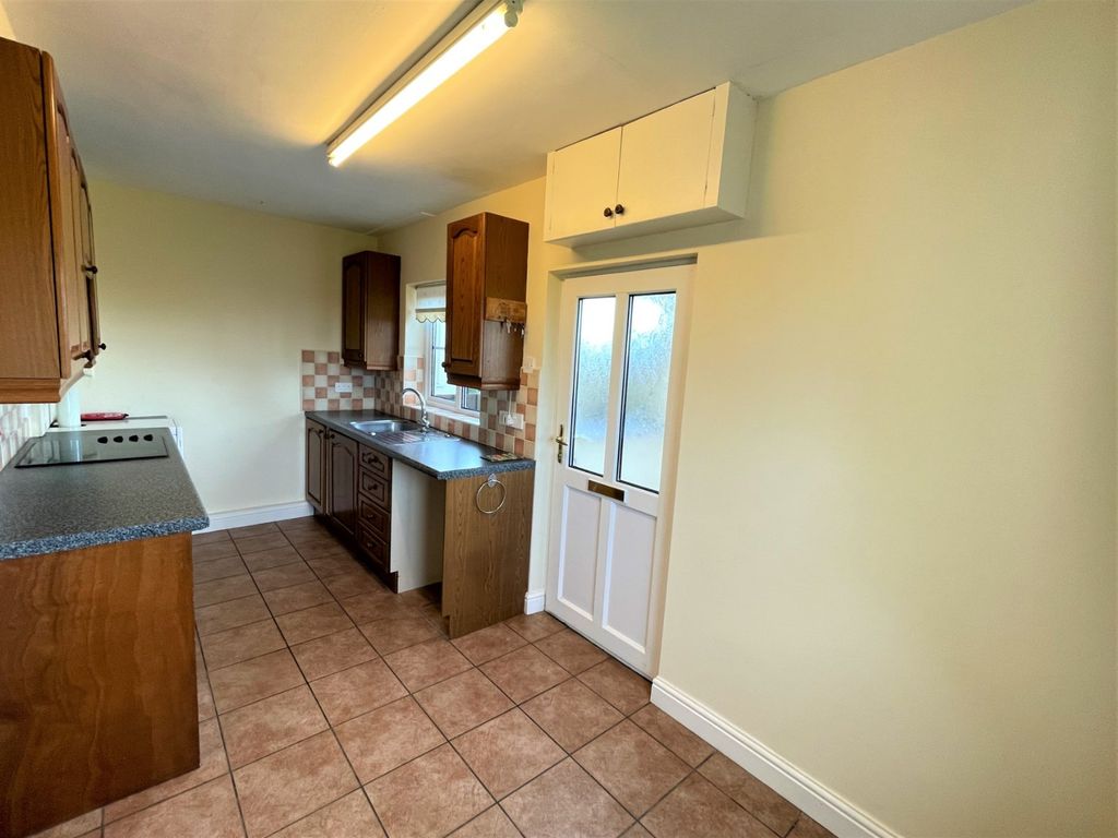 Property photo 3 of 9 Picture No. 22