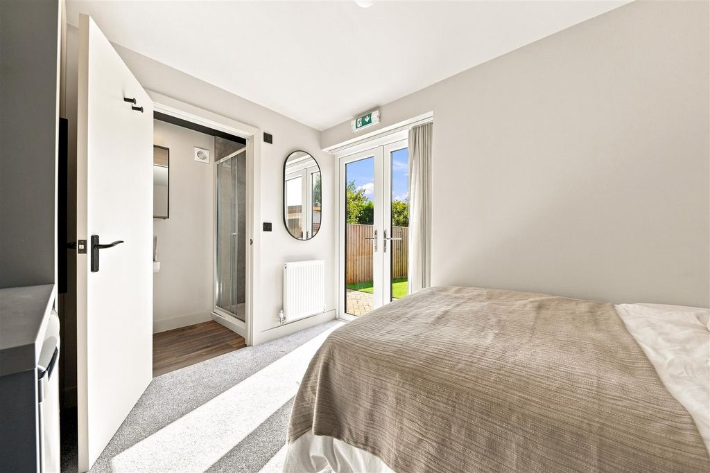Property photo 1 of 11 Ba-10.Jpg