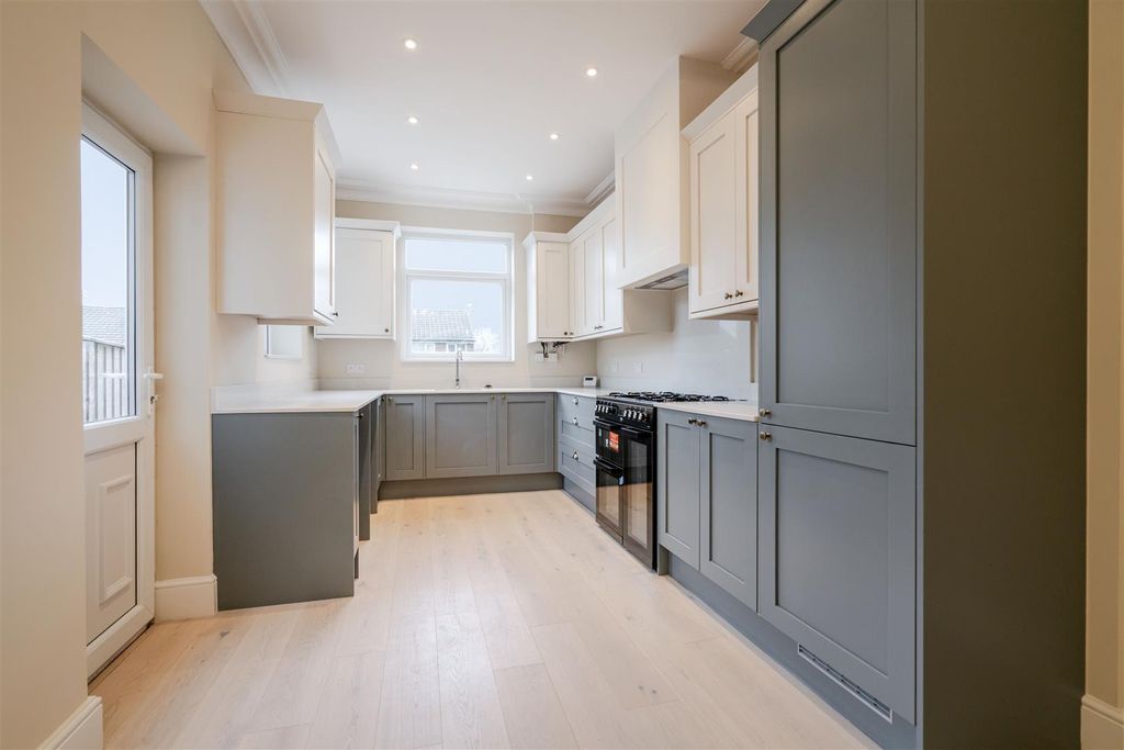 Property photo 3 of 22 Dsc03511 Copy.Jpg