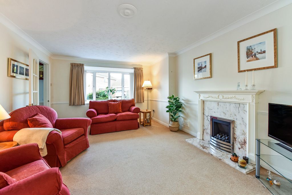 Property photo 3 of 10