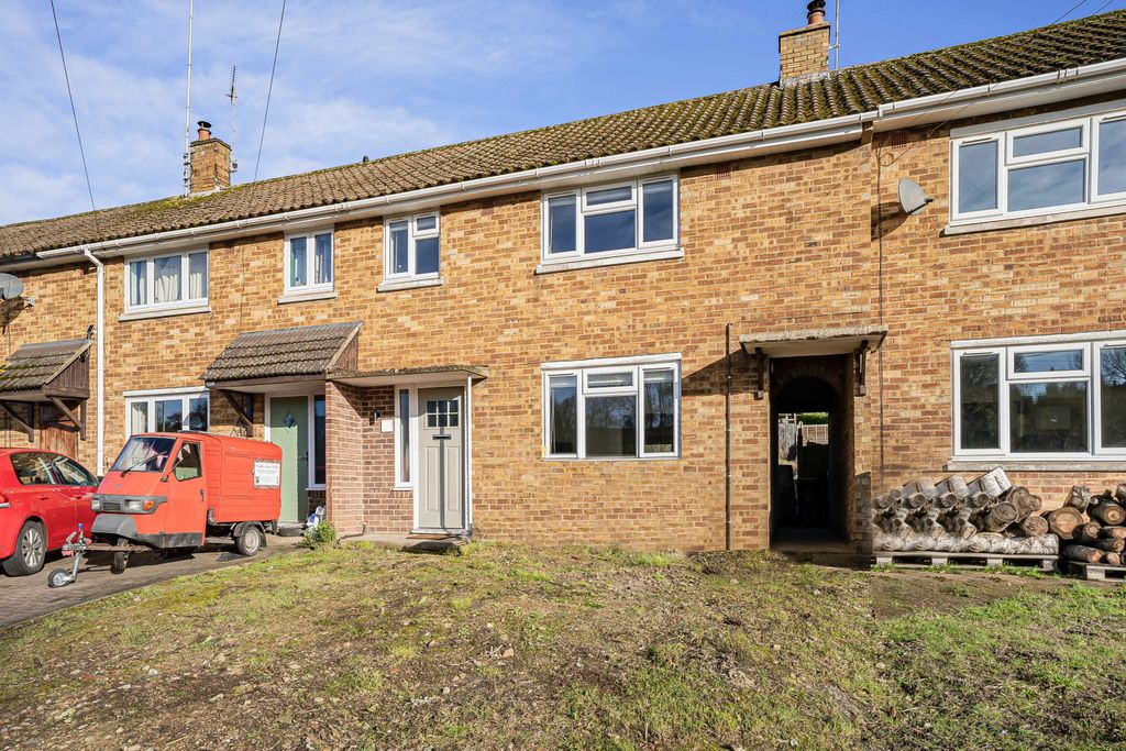 Property photo 2 of 21 Front