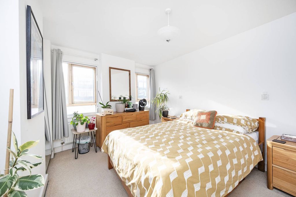 Property photo 3 of 9