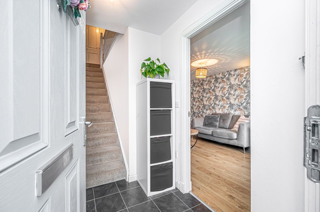 Property photo 3 of 26 Property Image 3