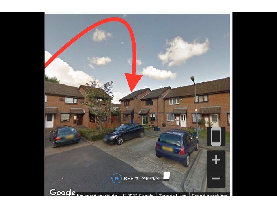 Property photo 2 of 32