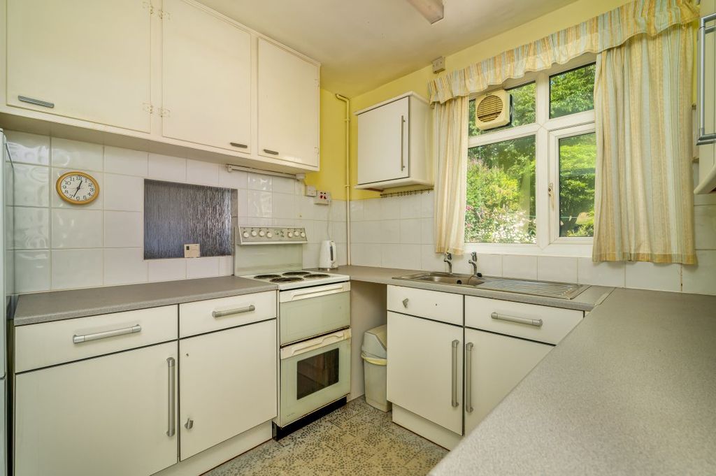 Property photo 3 of 21