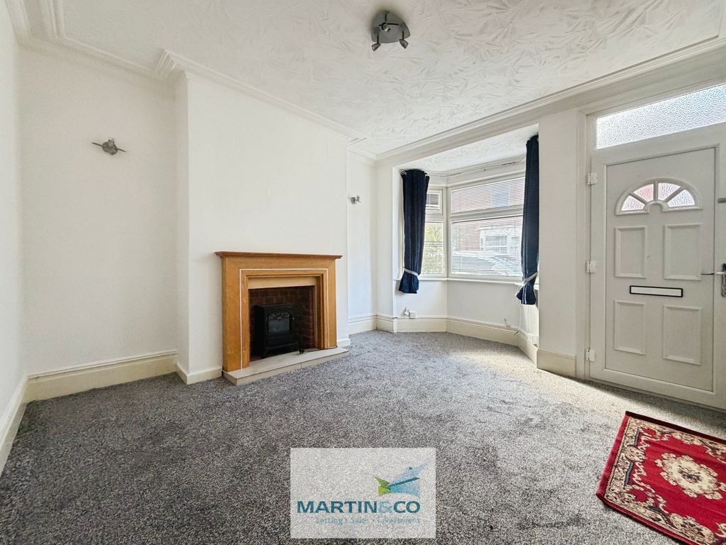 Property photo 2 of 13 9cc82c8c-Bd-42CD-A608-064A55E4201F-788-00000058F75