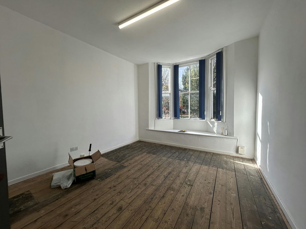 Property photo 3 of 8 Img_1898.Jpg