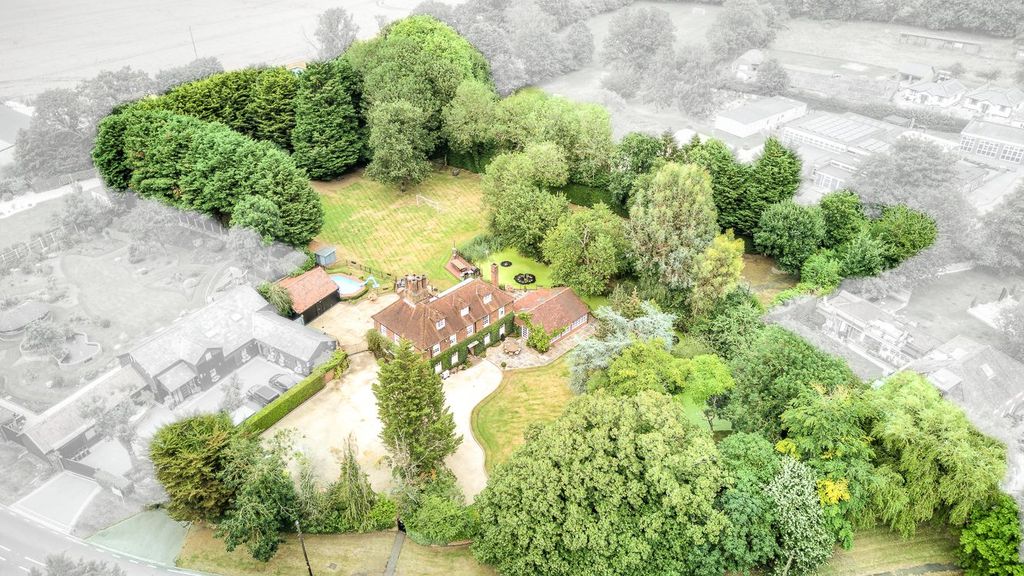 Property photo 2 of 55