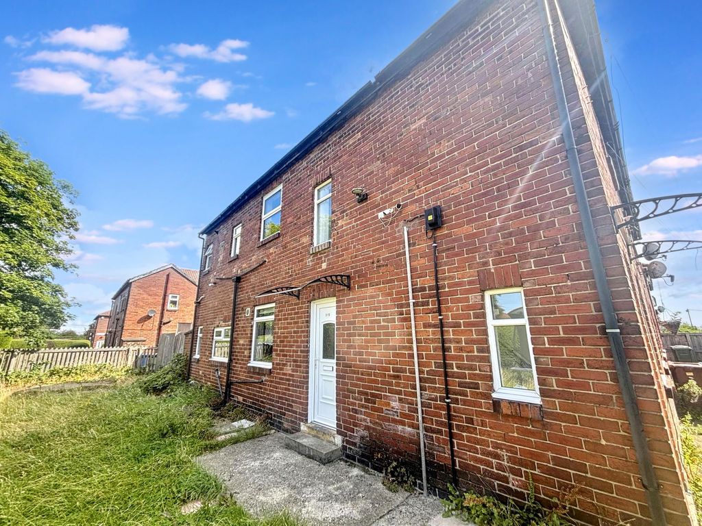 Property photo 1 of 8