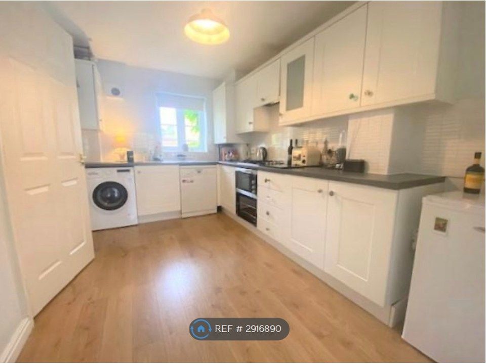 Property photo 2 of 11 Kitchen/Diner