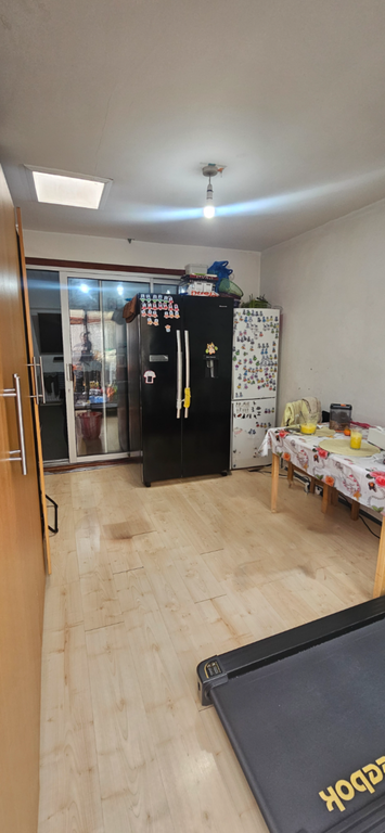 Property photo 3 of 7 Gallery