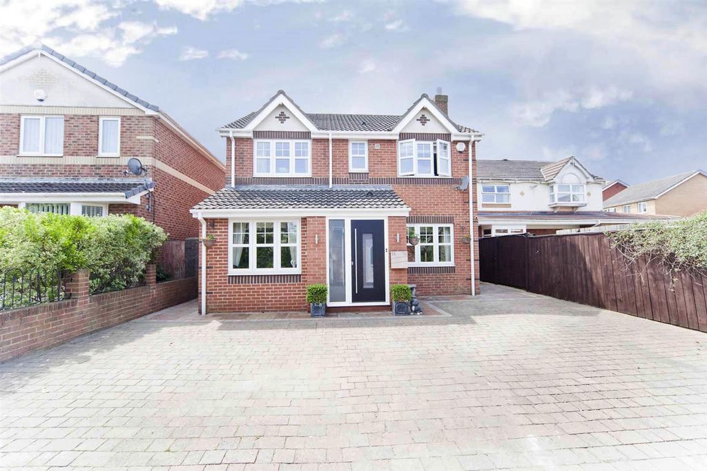 Property photo 1 of 29