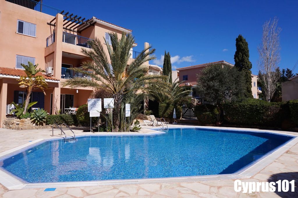 Property photo 2 of 22