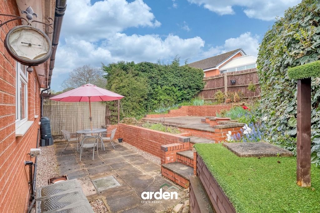 Property photo 2 of 9