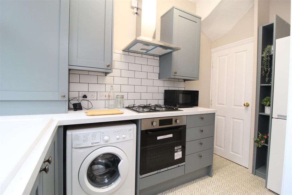 Property photo 3 of 11 Img_0626.Jpg