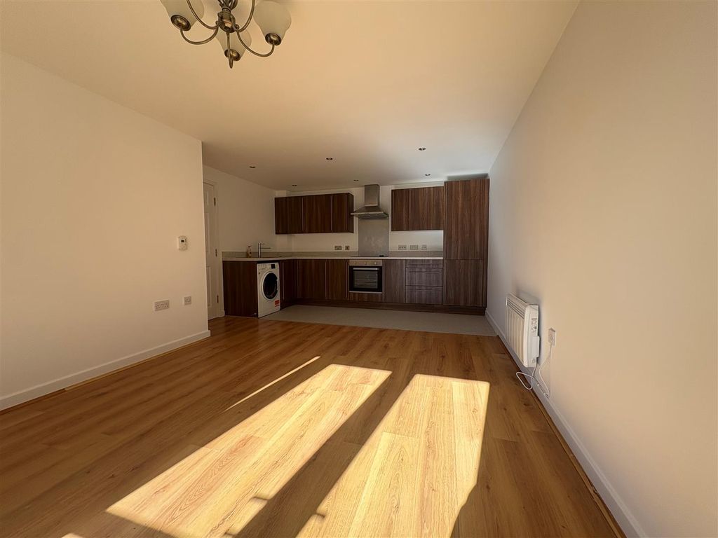 Property photo 3 of 8 Longley4.Jpg