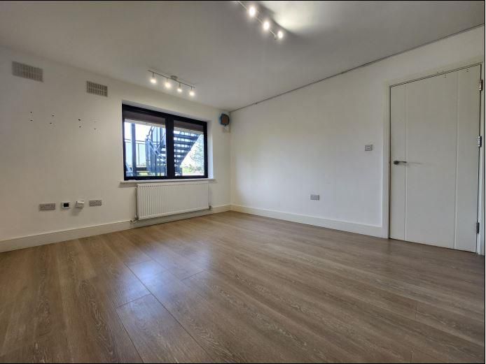 Property photo 3 of 6 Reception Room