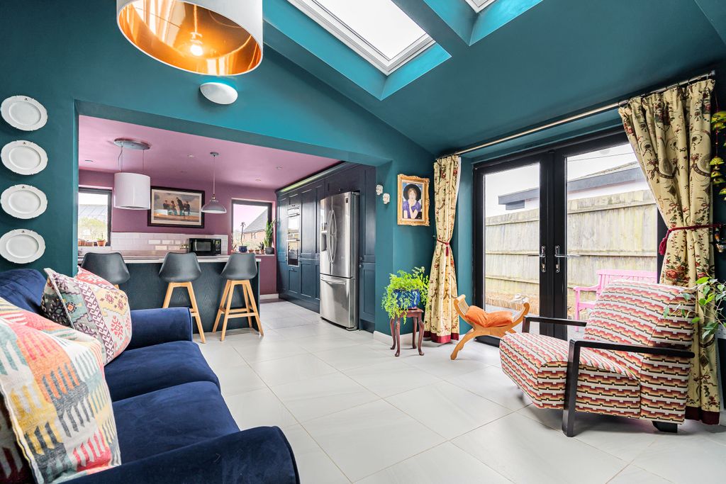 Property photo 2 of 28 2577088