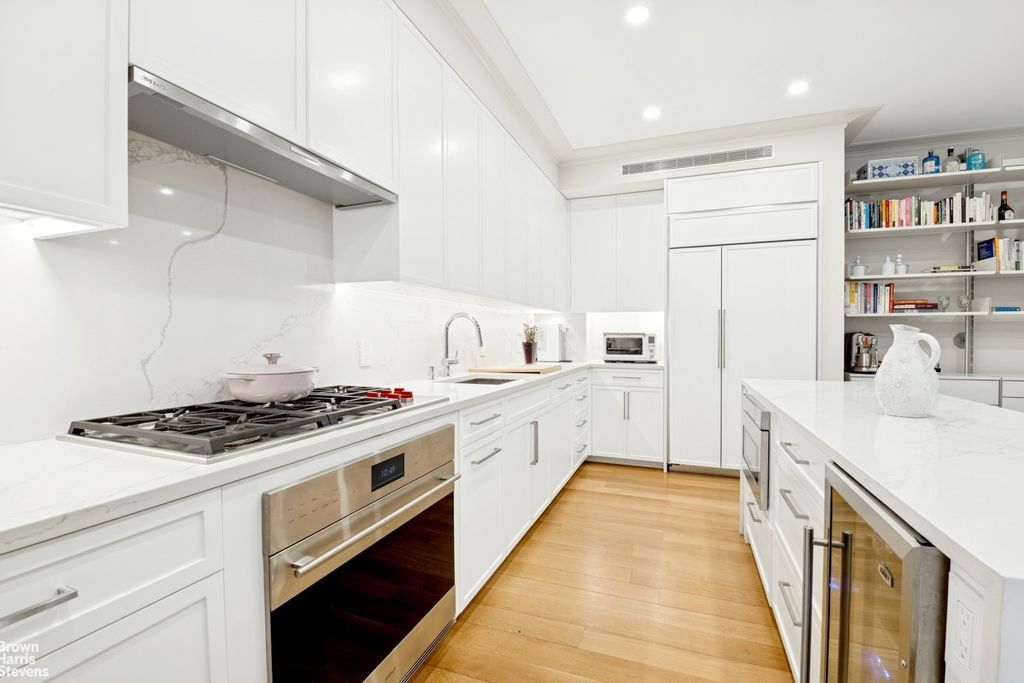 Property photo 3 of 13 <Alttext/>