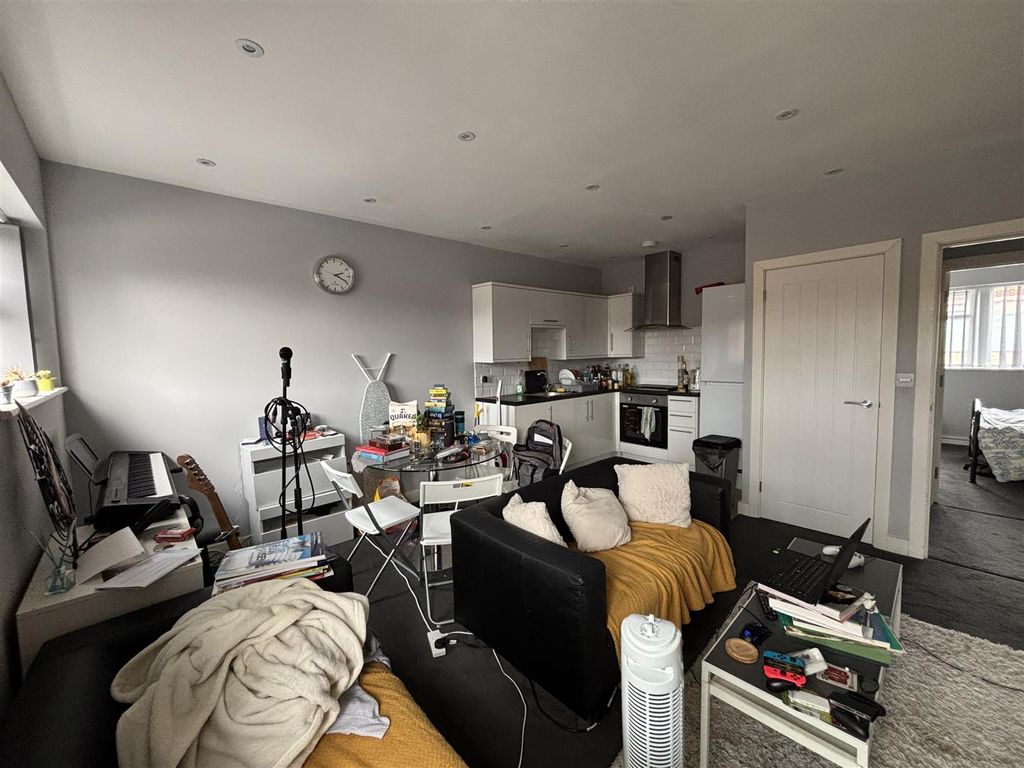 Property photo 2 of 13 Img_6618.Jpg