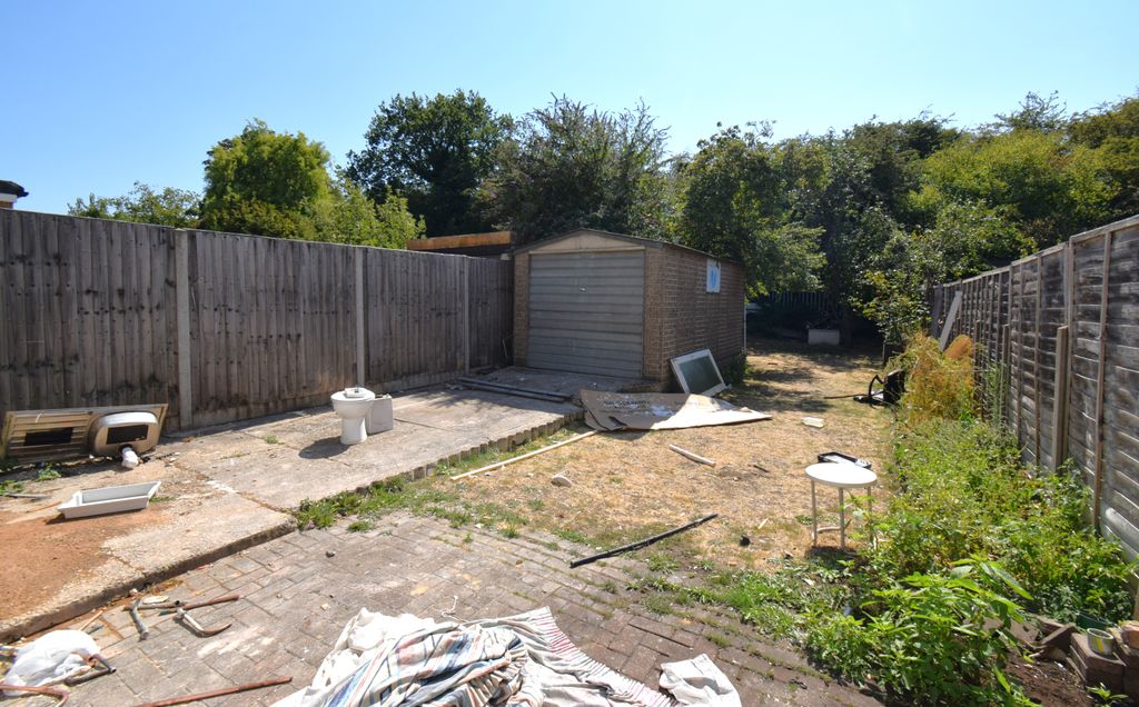 Property photo 2 of 10