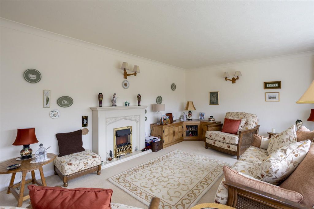 Property photo 3 of 30 2_Thornlands_4.Jpg