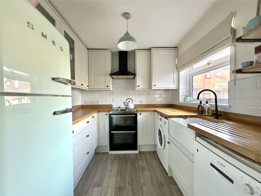 Property photo 2 of 15 Picture No. 06