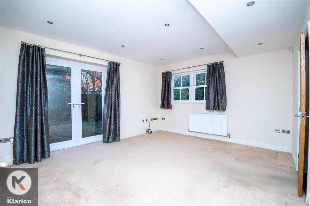 Property photo 3 of 18 Photo-3.Jpg