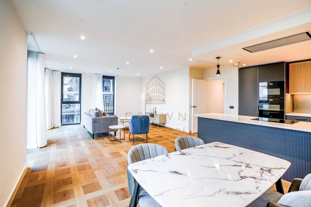 Property photo 1 of 28 Saffron Wharf-1.Jpg