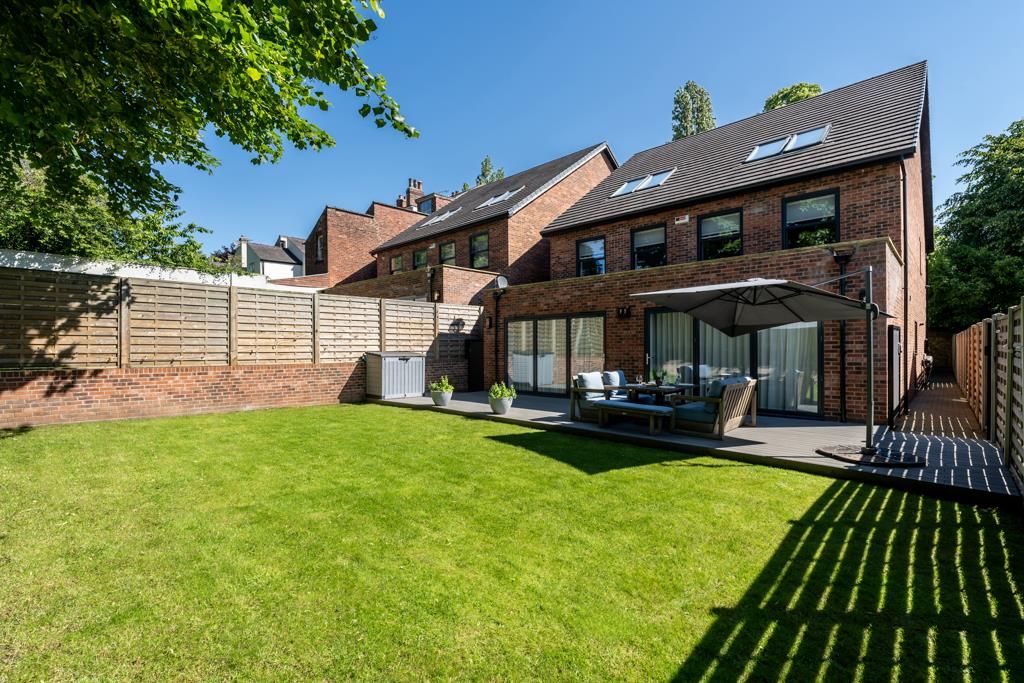 Property photo 3 of 45 Exterior And Gardens