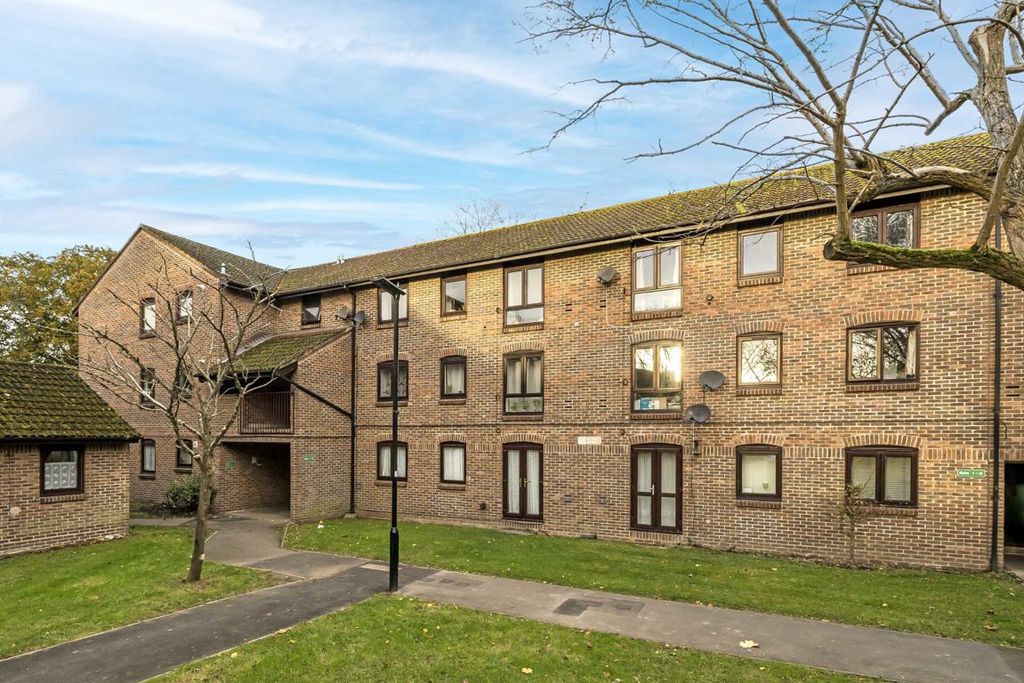 Property photo 1 of 7