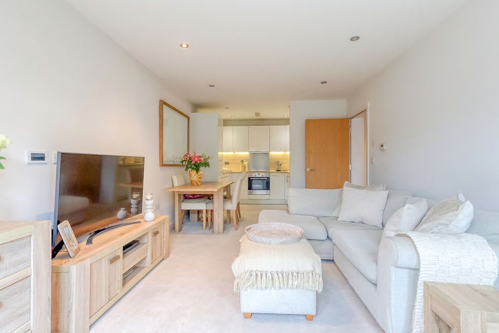 Property photo 3 of 10 Picture No. 05